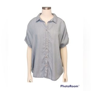 👠 H&M Button Down Top, Size M